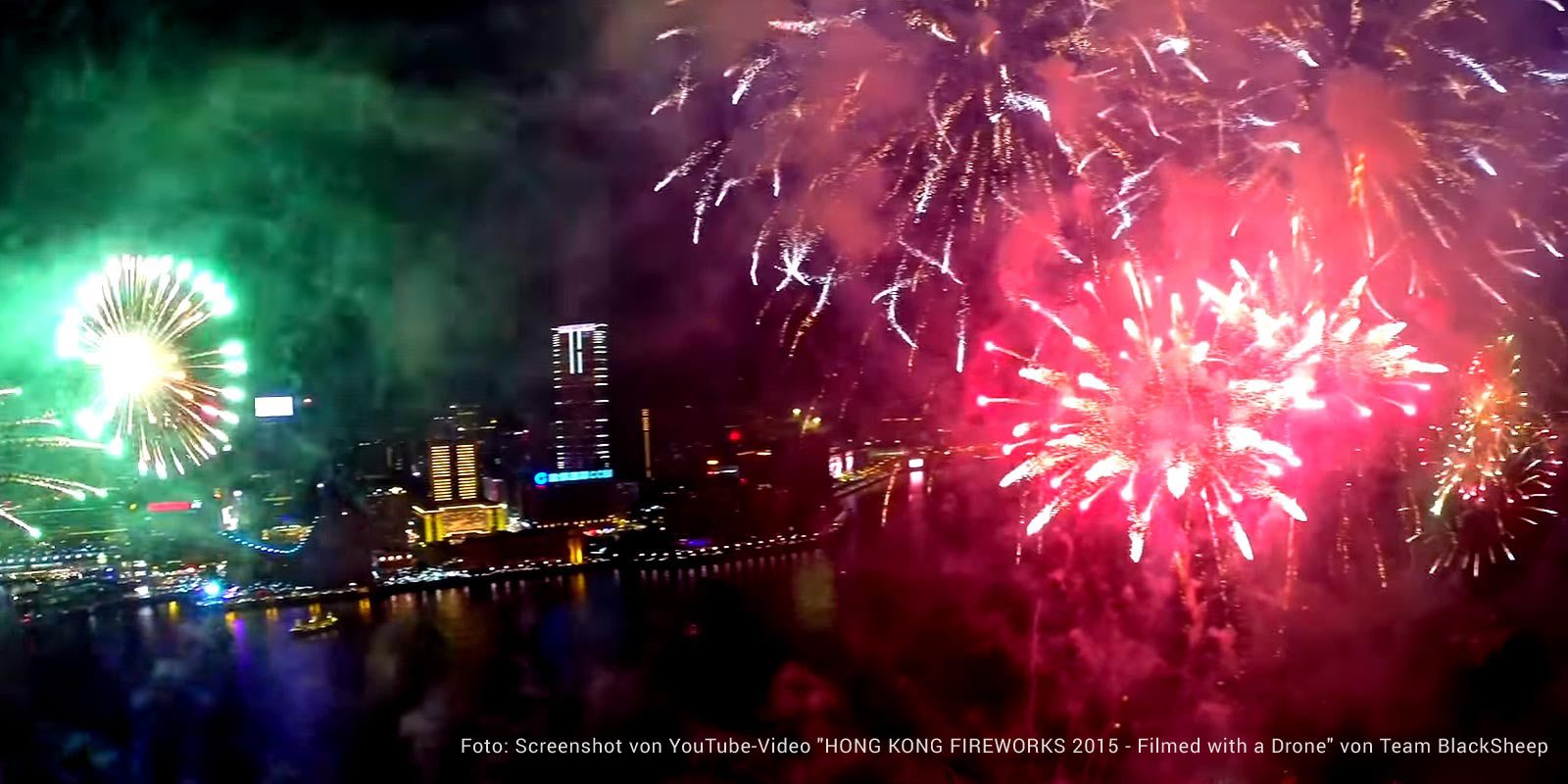 Hongkong Feuerwerk aus Dronensicht